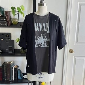 One of a Kind Black and Grey Distressed 2 Tone Tshirts women's size M Nirvana
